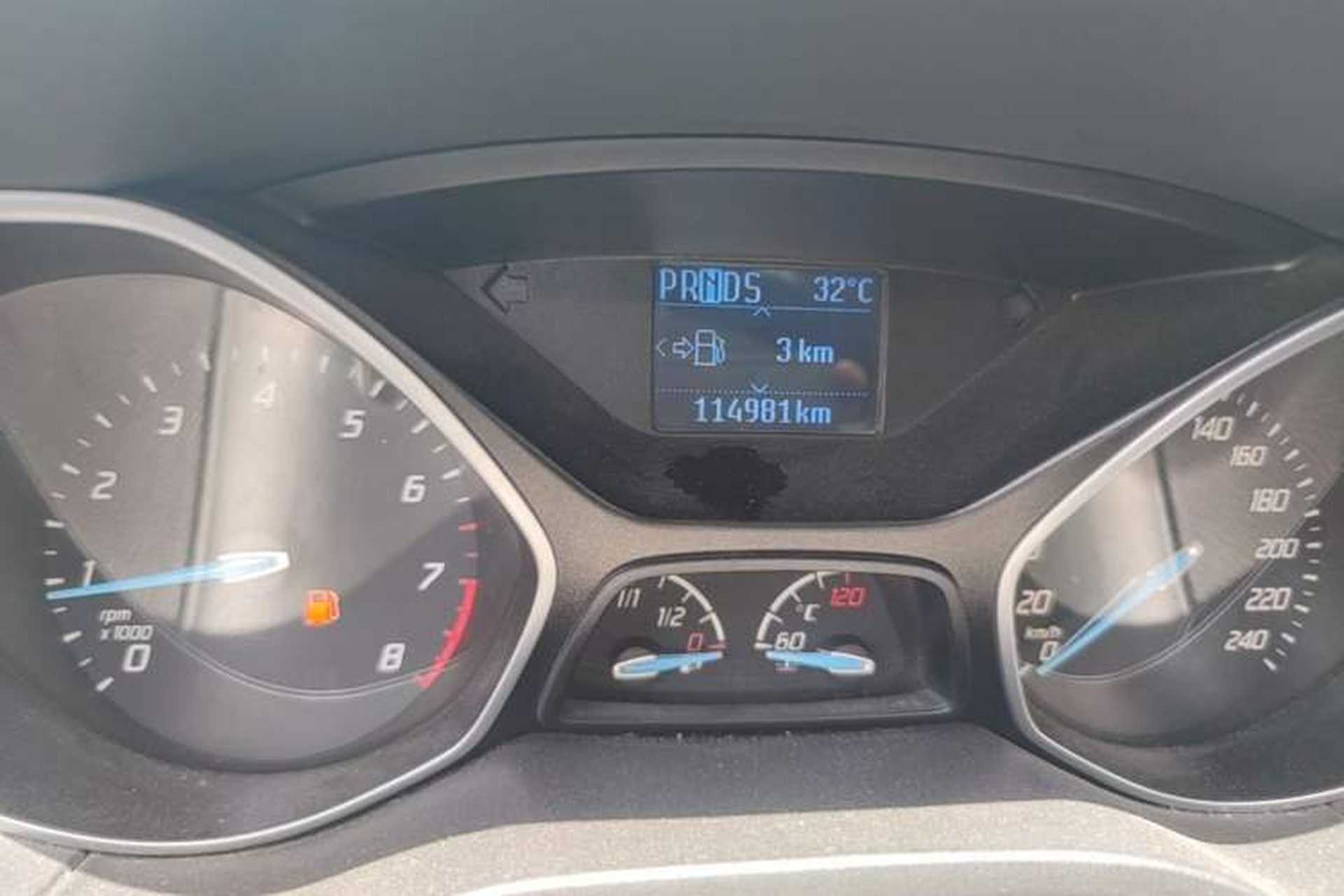 Used Ford Focus 2012 Sedan 1.6L Automatic Fashion Edition Odometer Close Up