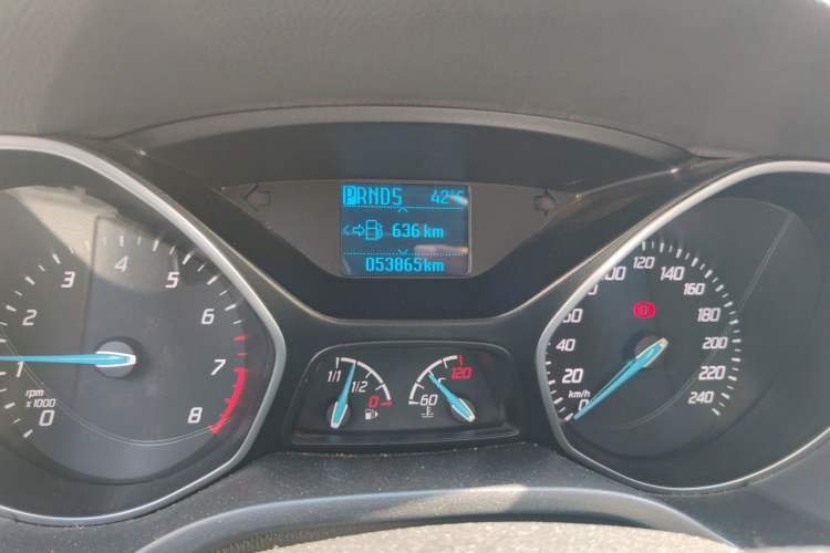 Used Ford Focus 2012 Hatchback 1.6L Automatic Fashion Edition Odometer Close Up
