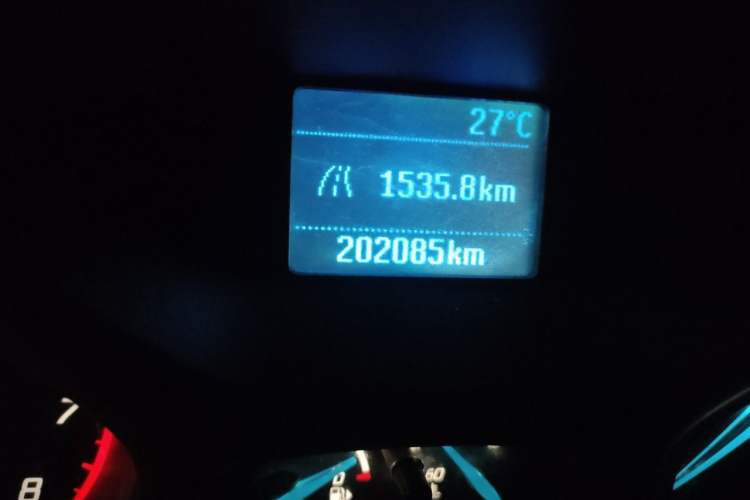 Used Ford Focus 2012 Sedan 1.6L Manual Comfort Model Odometer Close Up