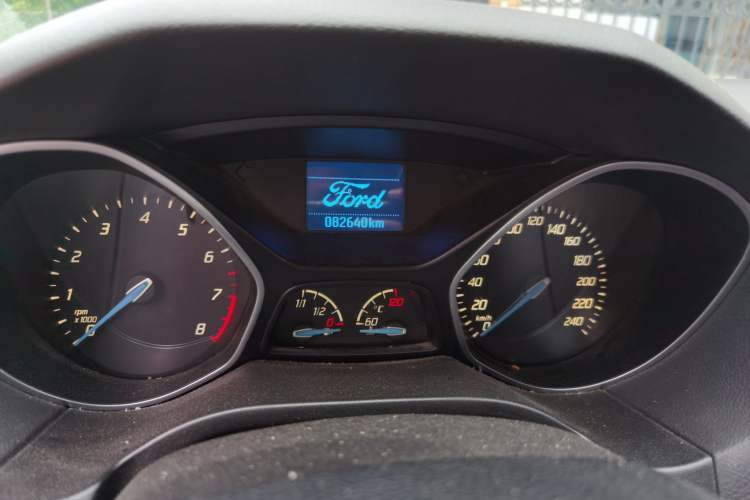 Used Ford Focus 2012 Sedan 1.6L Manual Fashion Edition Odometer Close Up