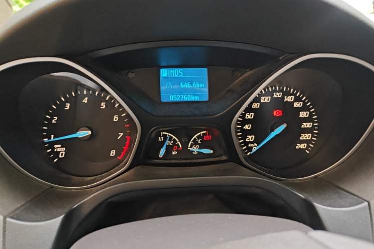 Used Ford Focus 2012 Sedan 1.6L Automatic Comfort Model Odometer Close Up