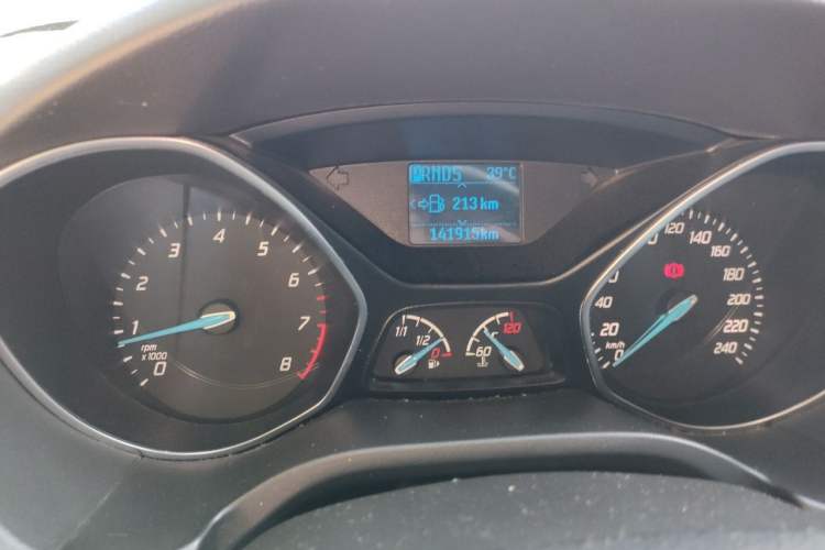 Used Ford Focus 2012 Sedan 1.6L Automatic Fashion Edition Odometer Close Up
