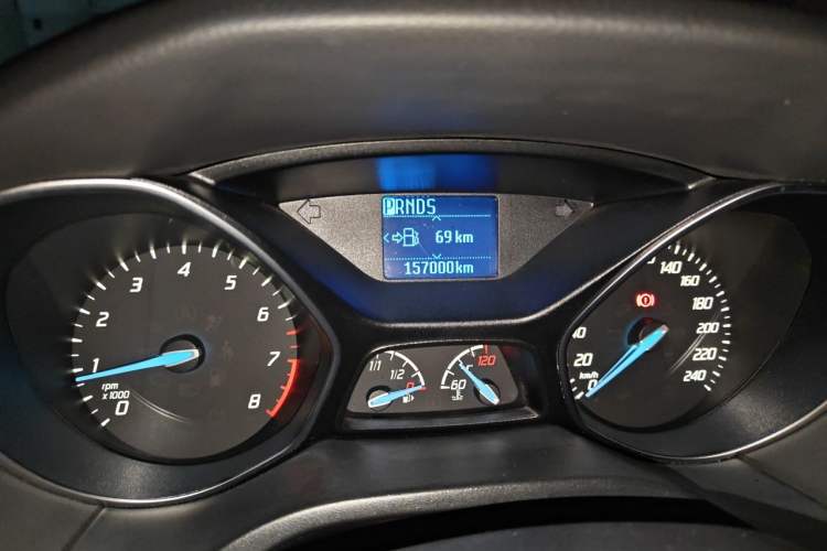 Used Ford Focus 2012 Sedan 1.6L Automatic Fashion Edition Odometer Close Up
