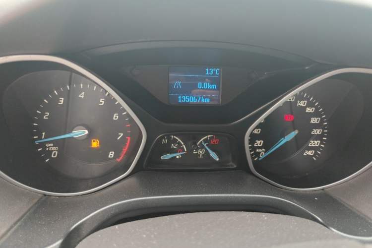 Used Ford Focus 2012 Sedan 1.6L Manual Comfort Model Odometer Close Up