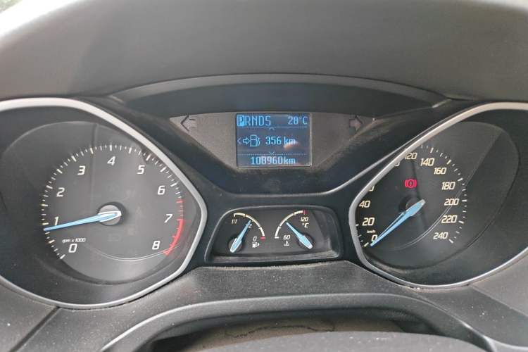 Used Ford Focus 2012 Hatchback 1.6L Automatic Fashion Edition Odometer Close Up