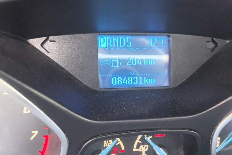 Used Ford Focus 2012 Sedan 1.6L Automatic Fashion Edition Odometer Close Up
