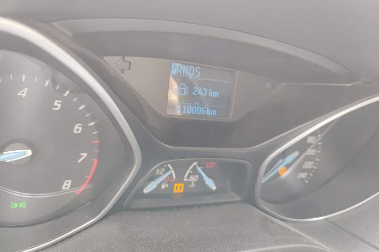 Used Ford Focus 2012 Sedan 1.6L Automatic Fashion Edition Odometer Close Up