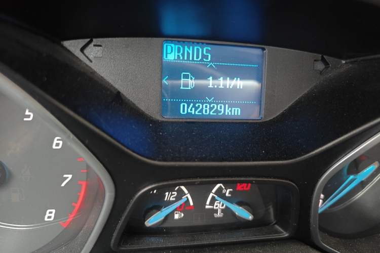 Used Ford Focus 2012 Hatchback 1.6L Automatic Fashion Edition Odometer Close Up