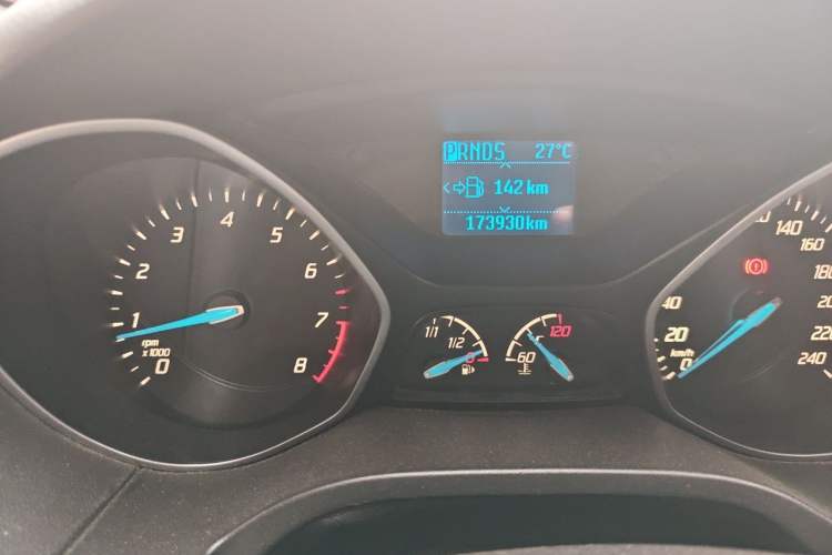 Used Ford Focus 2012 Hatchback 1.6L Automatic Fashion Edition Odometer Close Up