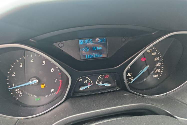 Used Ford Focus 2012 Hatchback 1.6L Automatic Fashion Edition Odometer Close Up