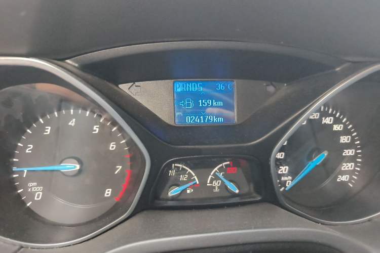 Used Ford Focus 2012 Sedan 1.6L Automatic Fashion Edition Odometer Close Up