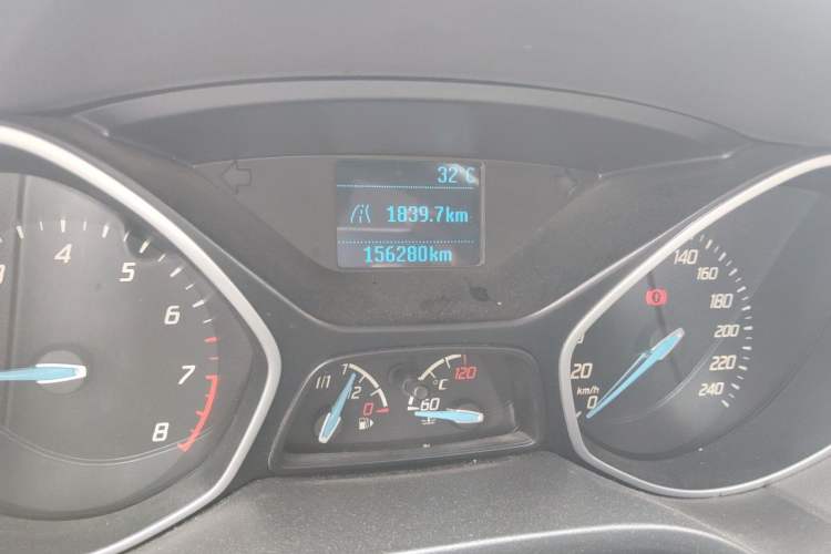 Used Ford Focus 2012 Sedan 1.6L Manual Comfort Model Odometer Close Up