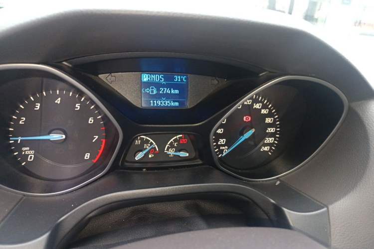 Used Ford Focus 2012 Sedan 1.6L Automatic Fashion Edition Odometer Close Up