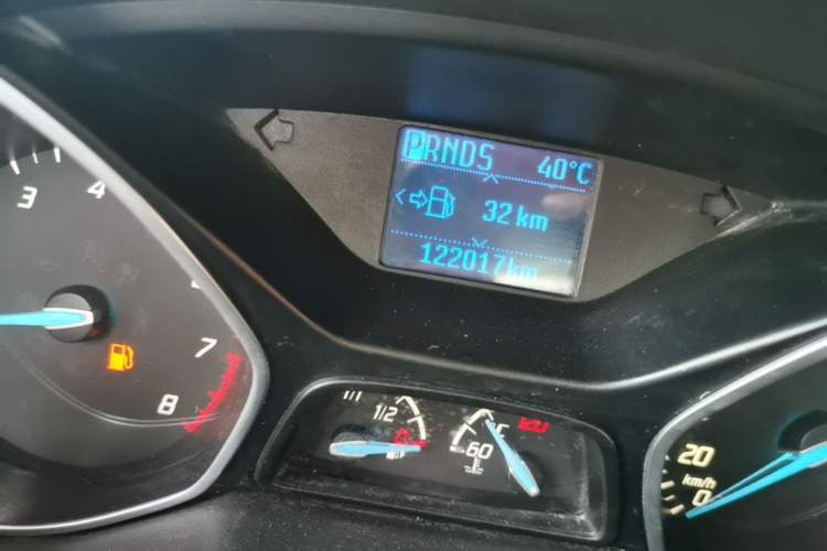 Used Ford Focus 2012 Sedan 1.6L Automatic Fashion Edition Odometer Close Up
