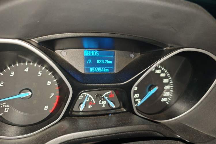 Used Ford Focus 2012 Hatchback 1.6L Automatic Fashion Edition Odometer Close Up