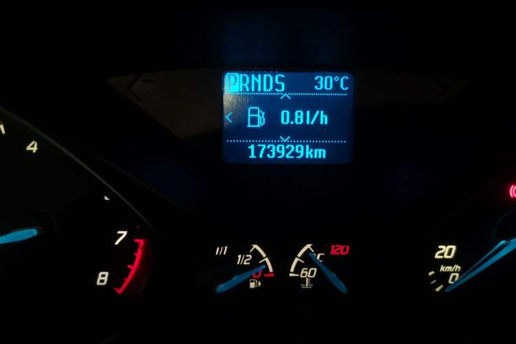 Used Ford Focus 2012 Sedan 1.6L Automatic Fashion Edition Odometer Close Up