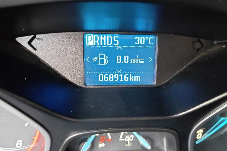 Used Ford Focus 2012 Sedan 1.6L Automatic Fashion Edition Odometer Close Up