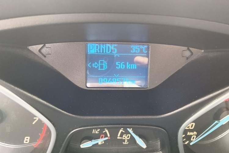 Used Ford Focus 2012 Sedan 1.6L Automatic Fashion Edition Odometer Close Up