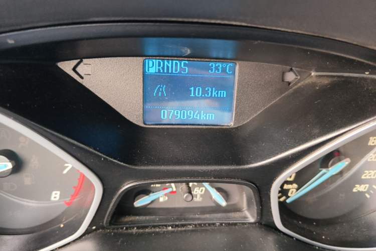 Used Ford Focus 2012 Sedan 1.6L Automatic Comfort Model Odometer Close Up
