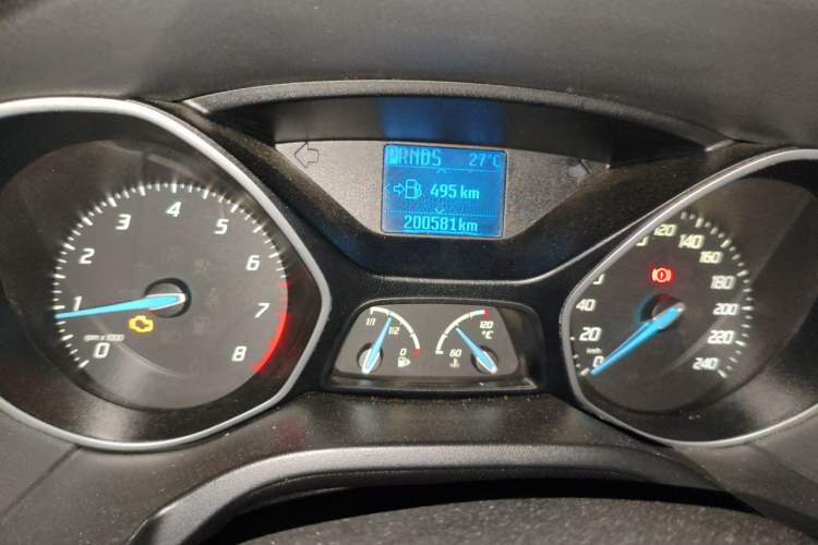 Used Ford Focus 2012 Sedan 1.6L Automatic Fashion Edition Odometer Close Up