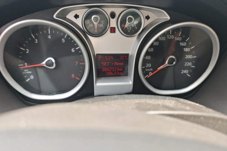 Used Ford Focus 2012 Hatchback Classic 1.8L Automatic Fashion Edition Odometer Close Up
