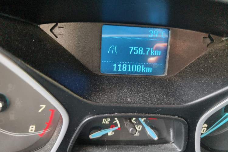 Used Ford Focus 2012 Sedan 1.6L Manual Comfort Model Odometer Close Up
