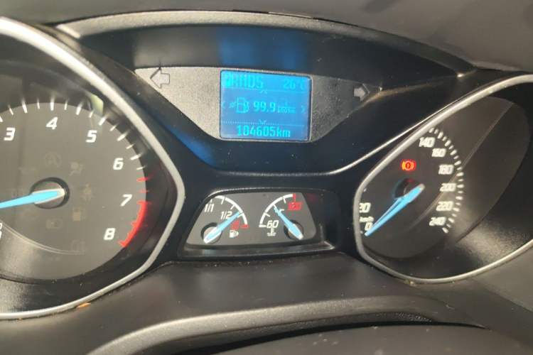 Used Ford Focus 2012 Sedan 1.6L Automatic Fashion Edition Odometer Close Up