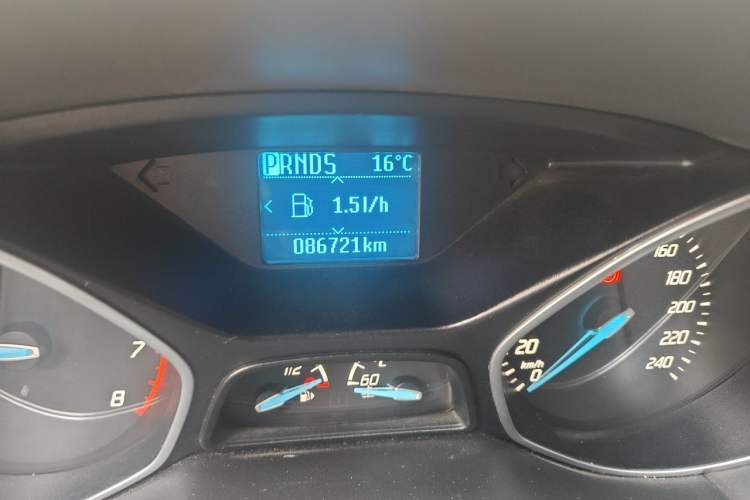 Used Ford Focus 2012 Hatchback 1.6L Automatic Fashion Edition Odometer Close Up
