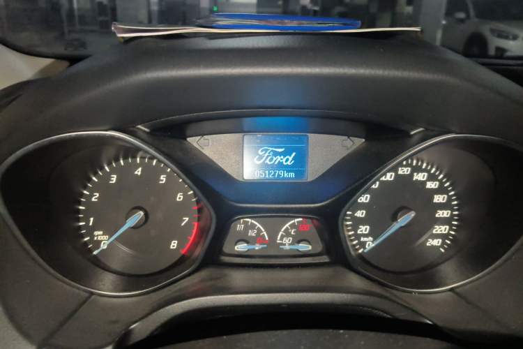 Used Ford Focus 2012 Hatchback 1.6L Automatic Fashion Edition Odometer Close Up