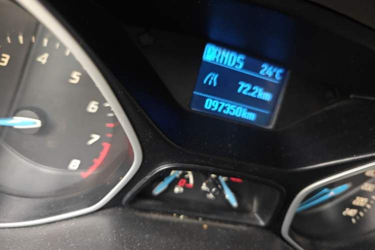 Used Ford Focus 2012 Sedan 1.6L Automatic Comfort Model Odometer Close Up
