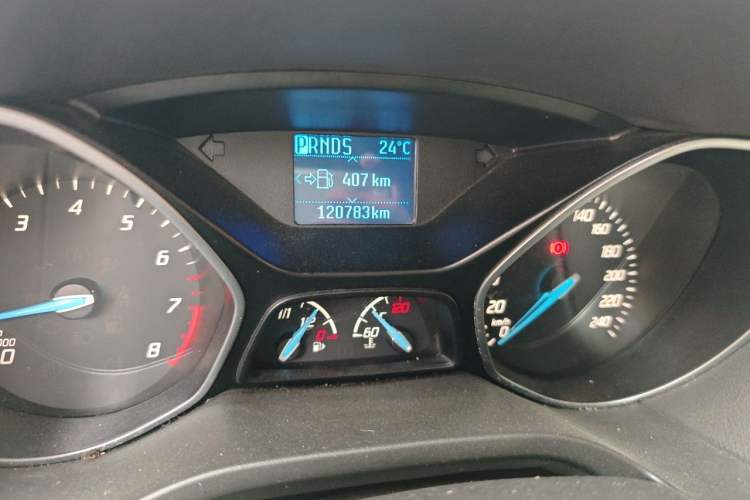 Used Ford Focus 2012 Sedan 1.6L Automatic Fashion Edition Odometer Close Up