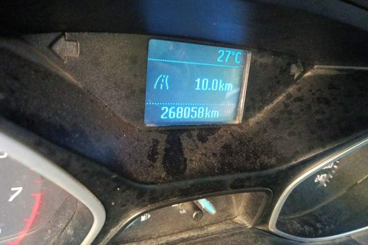 Used Ford Focus 2012 Sedan 1.6L Manual Comfort Model Odometer Close Up
