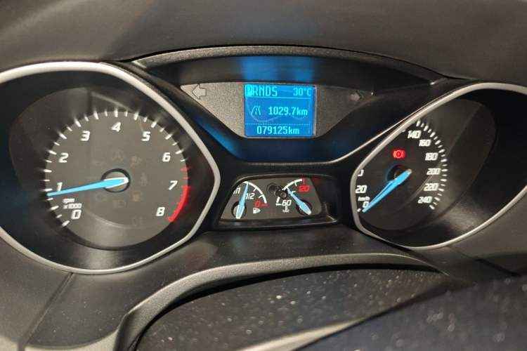 Used Ford Focus 2012 Hatchback 1.6L Automatic Comfort Model Odometer Close Up