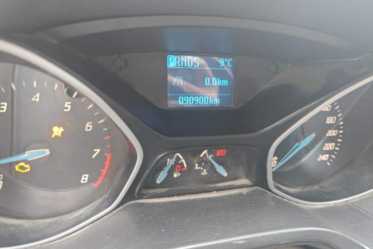 Used Ford Focus 2012 Hatchback 1.6L Automatic Comfort Model Odometer Close Up