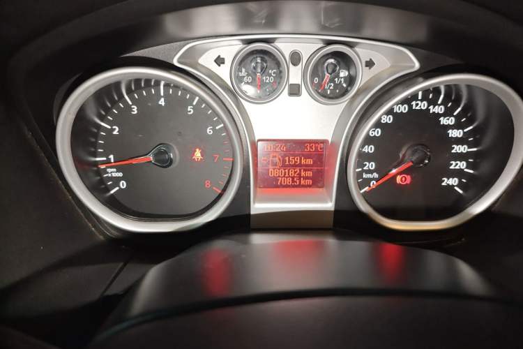 Used Ford Focus 2012 Hatchback Classic 1.8L Manual Base Model Odometer Close Up