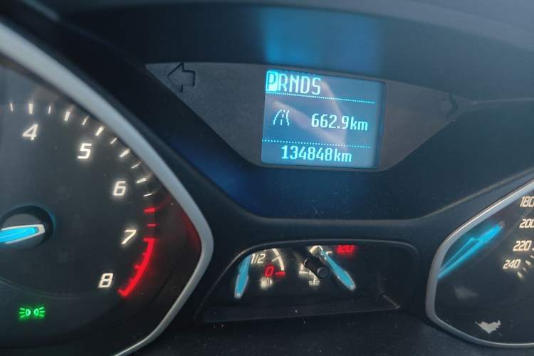 Used Ford Focus 2012 Sedan 1.6L Automatic Comfort Model Odometer Close Up