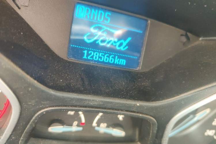 Used Ford Focus 2012 Hatchback 1.6L Automatic Fashion Edition Odometer Close Up