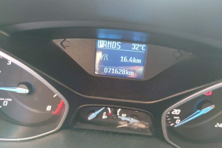 Used Ford Focus 2012 Sedan 1.6L Automatic Comfort Model Odometer Close Up