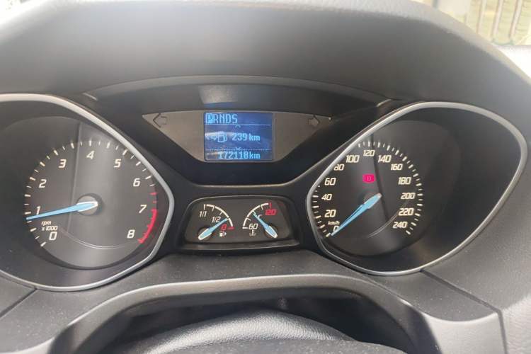 Used Ford Focus 2012 Hatchback 1.6L Automatic Fashion Edition Odometer Close Up