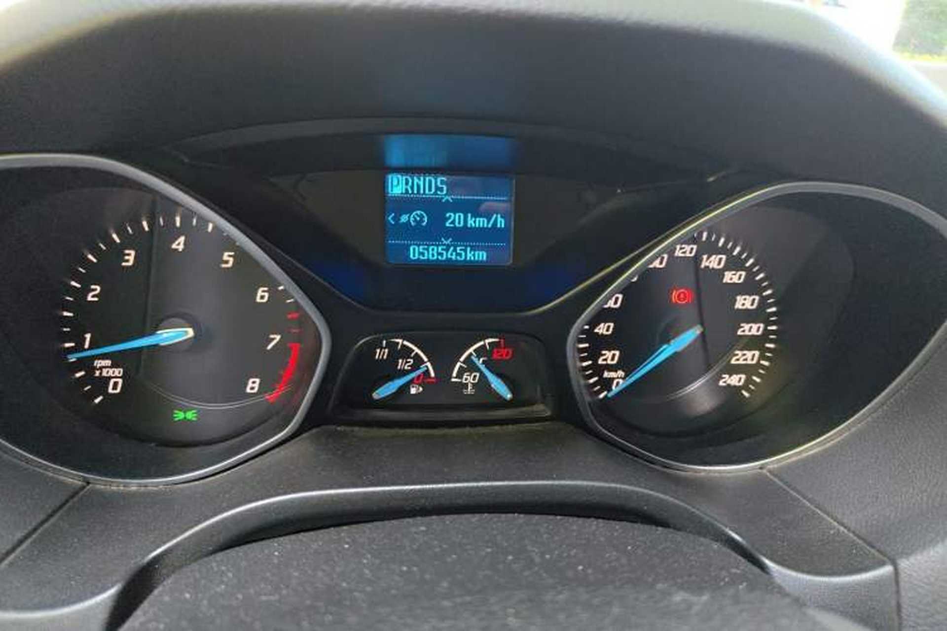 Used Ford Focus 2012 Sedan 1.6L Automatic Fashion Edition Odometer Close Up