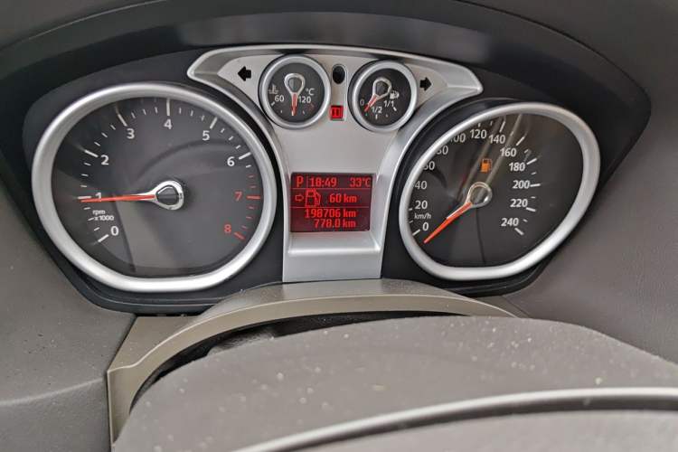 Used Ford Focus 2012 Hatchback Classic 1.8L Automatic Fashion Edition Odometer Close Up