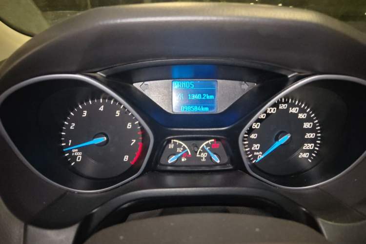 Used Ford Focus 2012 Sedan 1.6L Automatic Comfort Model Odometer Close Up