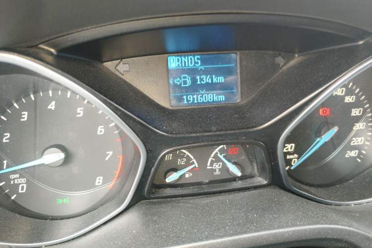 Used Ford Focus 2012 Sedan 1.6L Automatic Fashion Edition Odometer Close Up