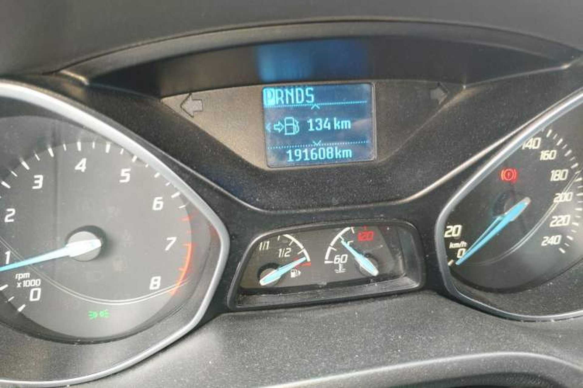 Used Ford Focus 2012 Sedan 1.6L Automatic Fashion Edition Odometer Close Up