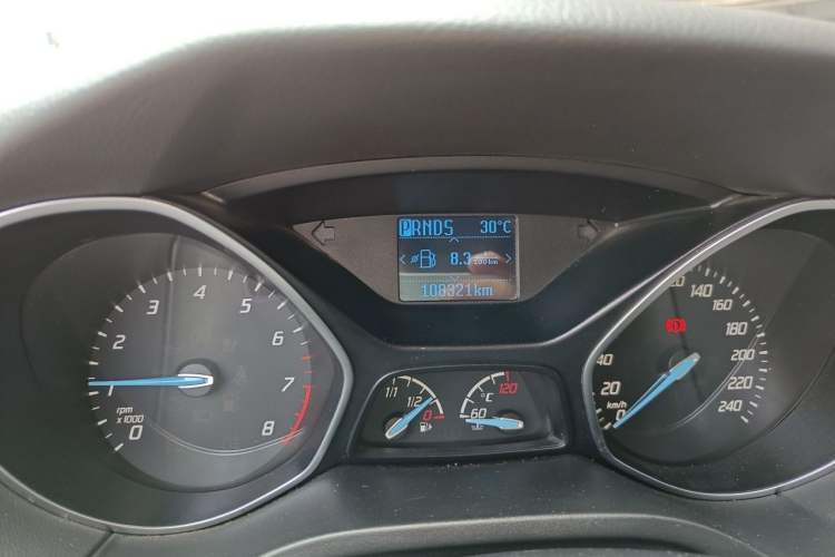 Used Ford Focus 2012 Hatchback 1.6L Automatic Fashion Edition Odometer Close Up