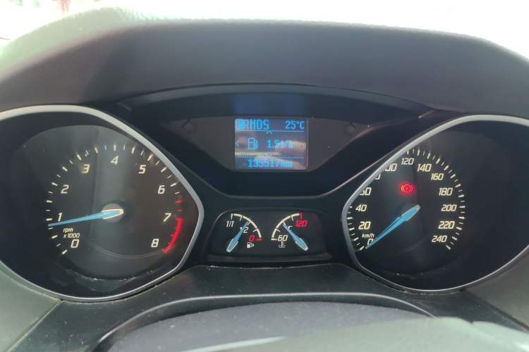 Used Ford Focus 2012 Hatchback 1.6L Automatic Fashion Edition Odometer Close Up