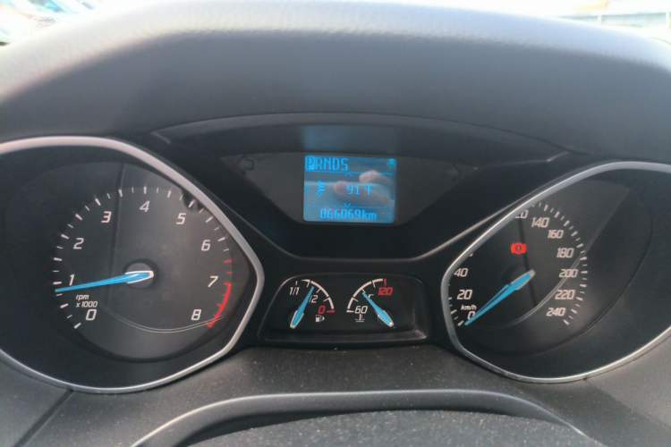 Used Ford Focus 2012 Hatchback 1.6L Automatic Fashion Edition Odometer Close Up