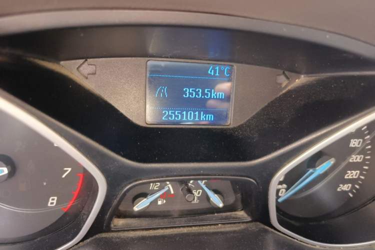 Used Ford Focus 2012 Sedan 1.6L Manual Comfort Model Odometer Close Up