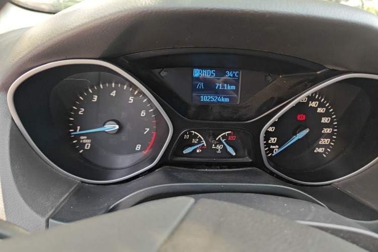 Used Ford Focus 2012 Sedan 1.6L Automatic Comfort Model Odometer Close Up