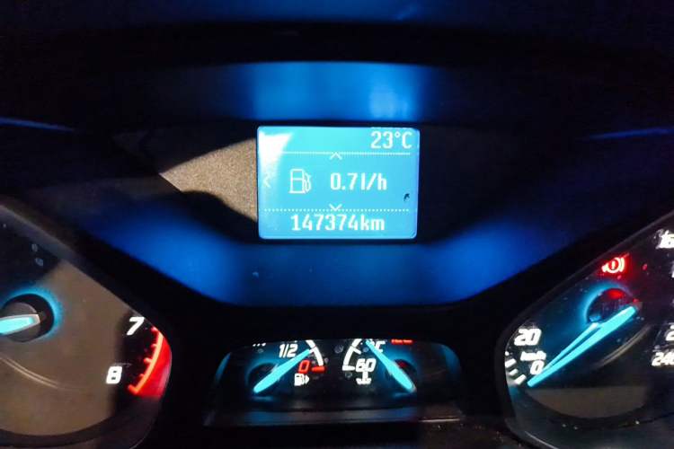 Used Ford Focus 2012 Sedan 1.6L Manual Fashion Edition Odometer Close Up